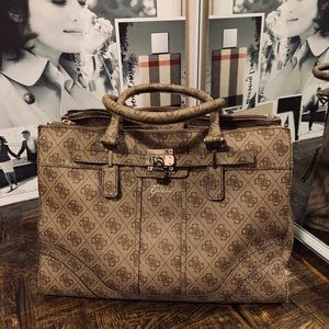 Guess beautiful large satchel purse handbag